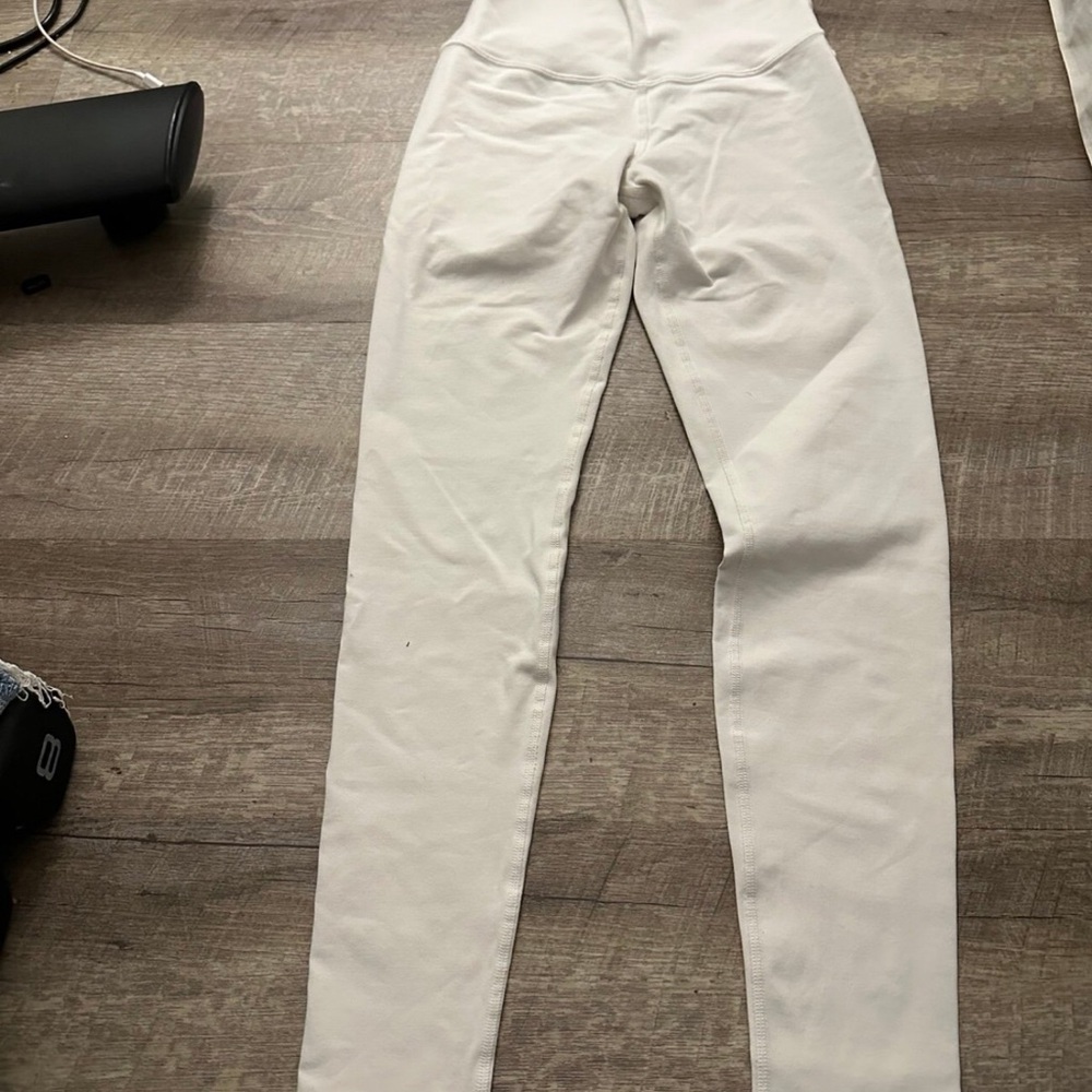 ALO Yoga Men's White Sweatpants